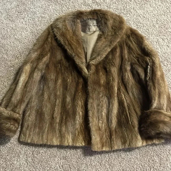 Vintage 1950s Richard Healy Company Genuine Fur Coat/Jacket - Picture 9 of 12